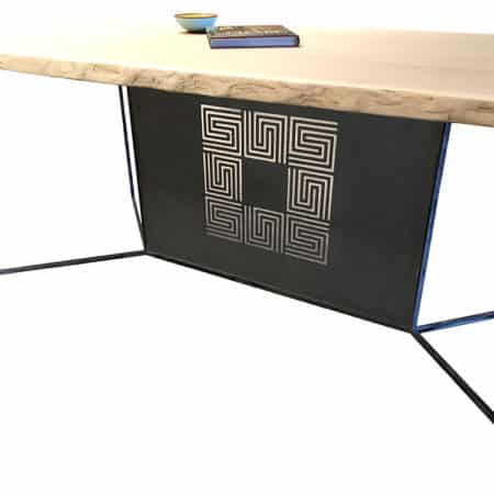 Pied de table original et design en acier