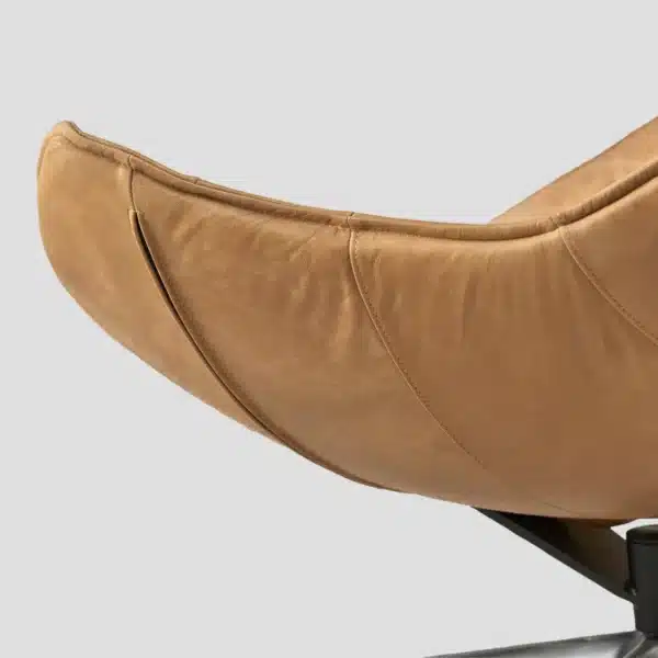 vue partielle de l'assise qui met en évidence la forme arrondie qui apporte beaucoup de confort