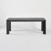 table à manger en bois massif avec la finition Dark Titanium