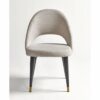 Chaise de table confortable en tissu blanc cassé, vue de face