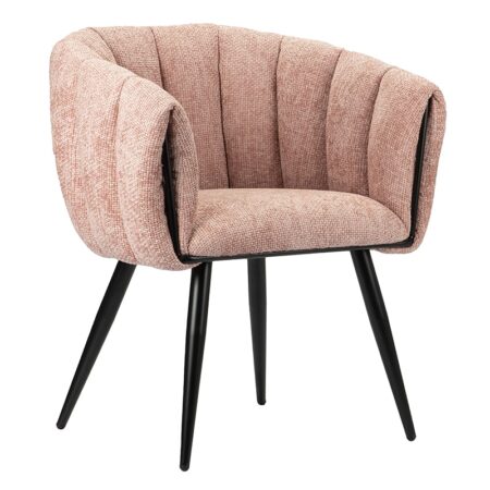 Chaise fauteuil de table confortable au design raffiné avec un revêtement de qualité en tissu de couleur Rose pale avec dossier arrondi et pieds fuselés noirs.