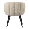 Chaise fauteuil moderne de salle à manger BREEZE en tissu de couleur Beige, avec dossier arrondi pour un confort optimal. Pieds fuselés en acier noir. Vue de dos.