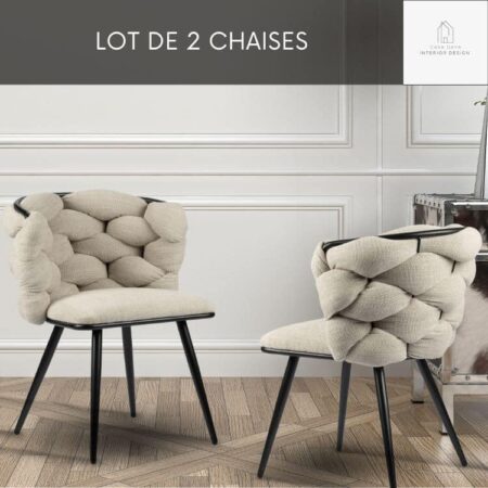 Lot de 2 chaises modernes de salle à manger en tissu de couleur Beige, avec dossier arrondi et pieds renforcés de couleur noire.