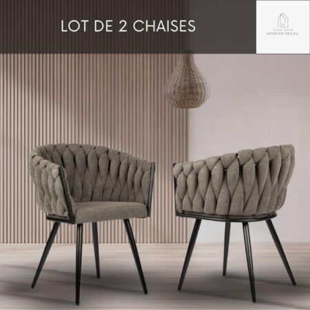 Lot de 2 chaises modernes WAVE de salle à manger en tissu de couleur Taupe, avec dossier et accoudoirs arrondis. Pieds fuselés de couleur noire.