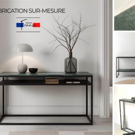 Console personnalisable avec ou sans étagère, en métal, en marbre ou les deux. Finition au choix : acier patiné “canon de fusil” gris anthracite ou acier thermolaqué dans la couleur de votre choix.