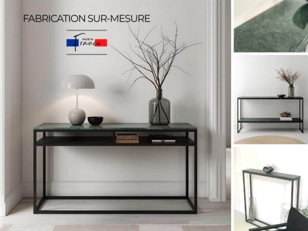 Console personnalisable avec ou sans étagère, en métal, en marbre ou les deux. Finition au choix : acier patiné “canon de fusil” gris anthracite ou acier thermolaqué dans la couleur de votre choix.